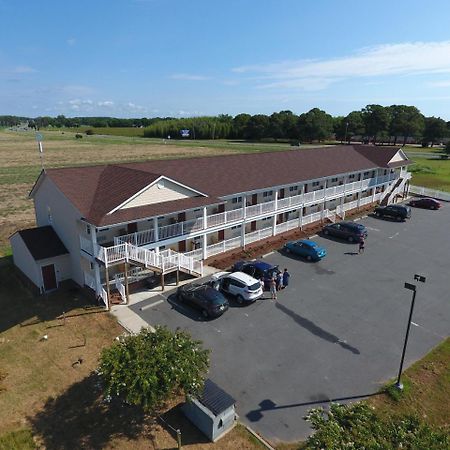 Shore Stay Suites Cape Charles Exterior foto